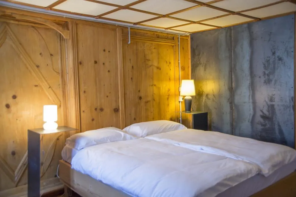 Hotel Vittoria - Ca' De La Montagna Montespluga Italië